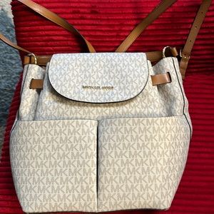 Women Michael Kors backpack